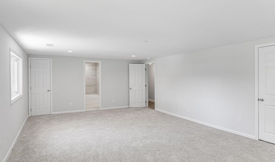 817 Marlborough Ave Ave, Absecon, NJ 08201 - 5 Beds, 5 Bath