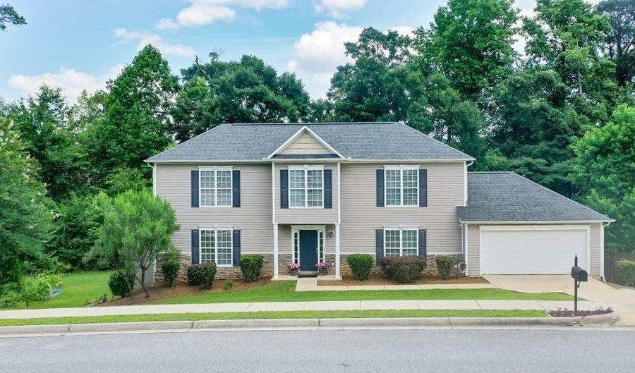 4317 LIVE OAK Dr, Auburn, AL 36832 - 3 Beds, 3 Bath