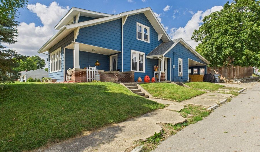 402 W Madison St, Alexandria, IN 46001 - 3 Beds, 1 Bath