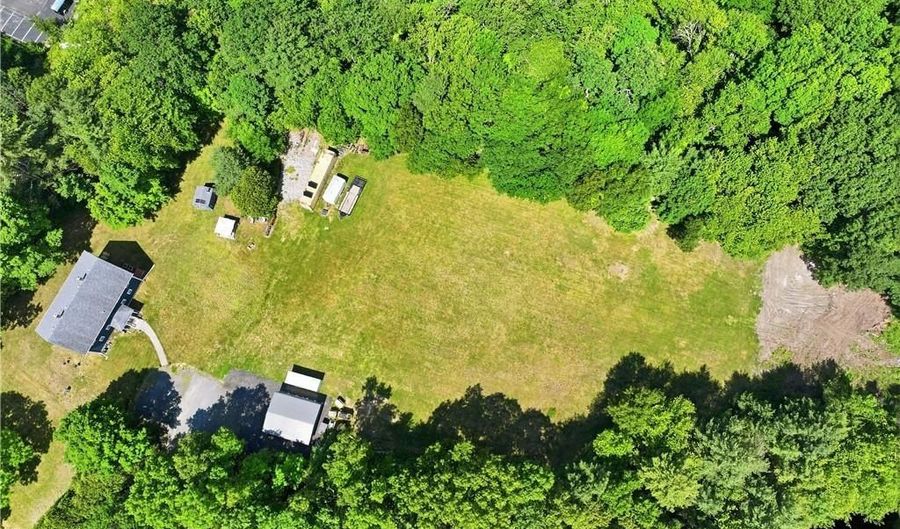2020 Bronco Hwy, Burrillville, RI 02826 - 4 Beds, 3 Bath