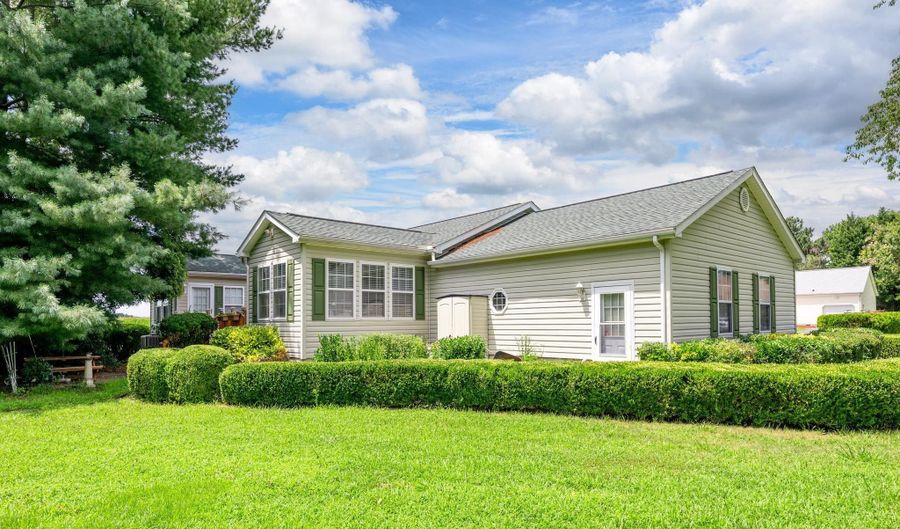 2 FALCON CREST Dr, Harbeson, DE 19951 - 3 Beds, 2 Bath