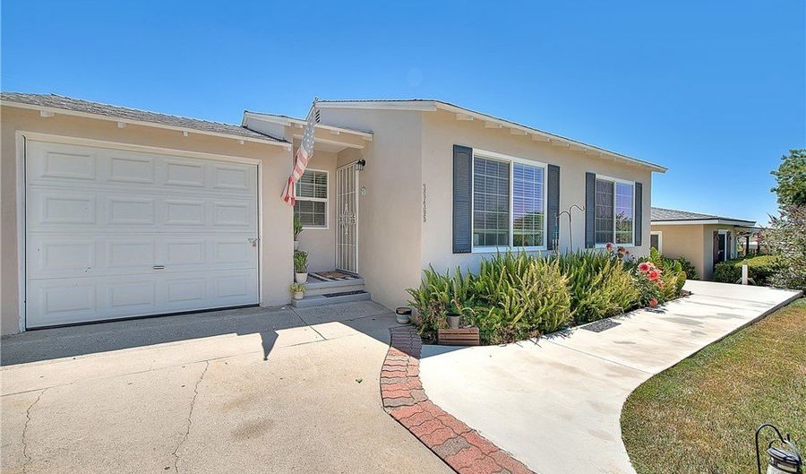 35465 Acacia Ave, Yucaipa, CA 92399 - 3 Beds, 1 Bath