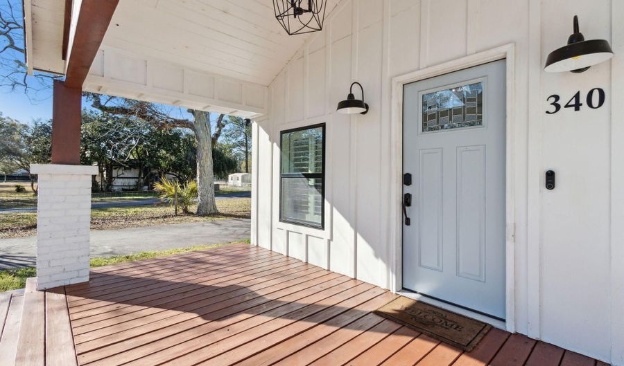 340 CANAL St, Baldwin, FL 32234 - 2 Beds, 2 Bath