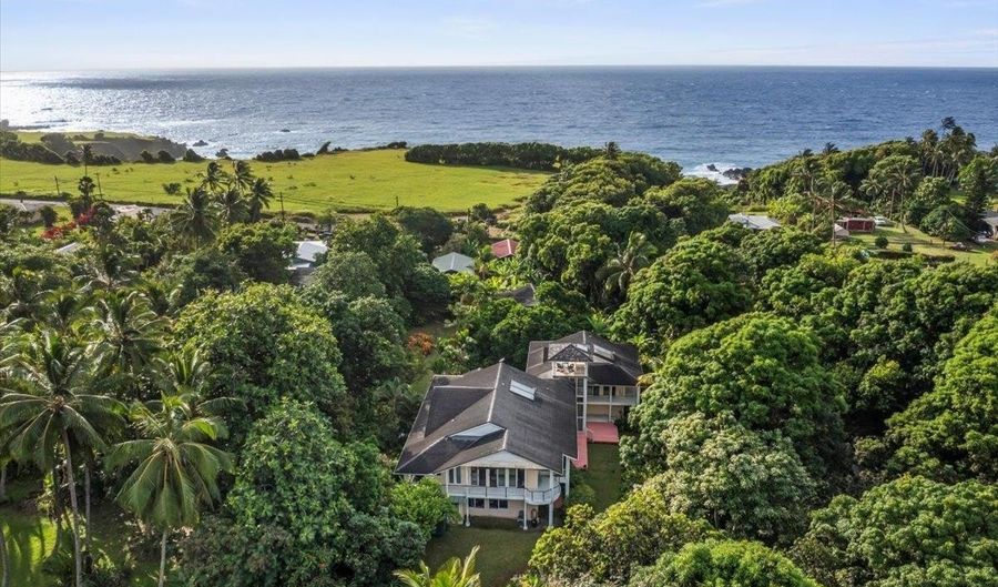 6900 Hana Hwy, Hana, HI 96713 - 3 Beds, 3 Bath
