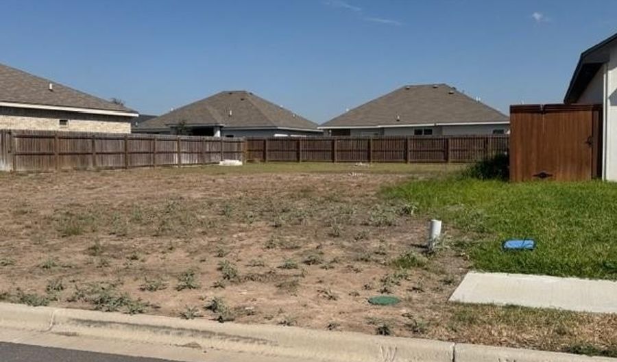 3301 E Kennedy Ave, Alton, TX 78573 - 0 Beds, 0 Bath