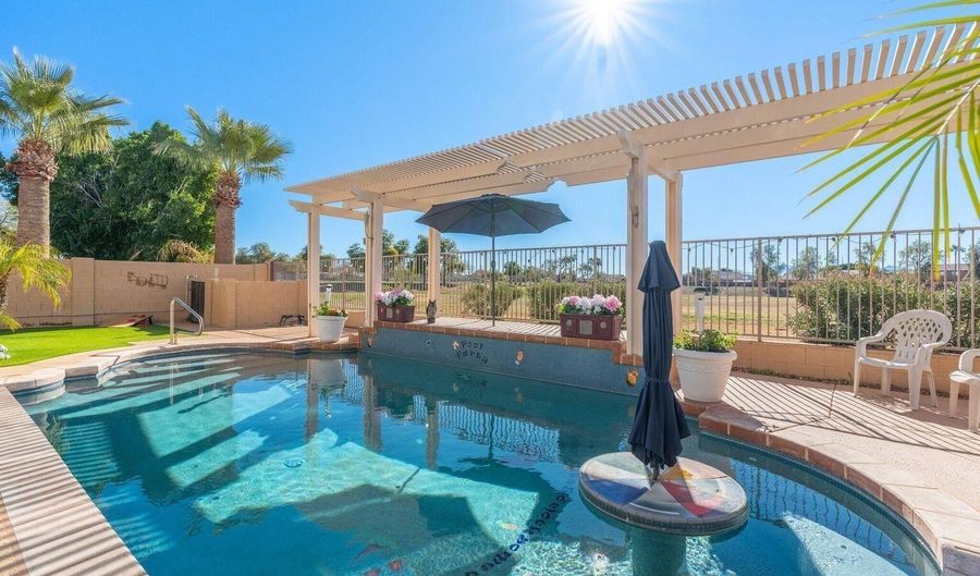 12829 W WHITTON Ave, Avondale, AZ 85392 - 3 Beds, 2 Bath