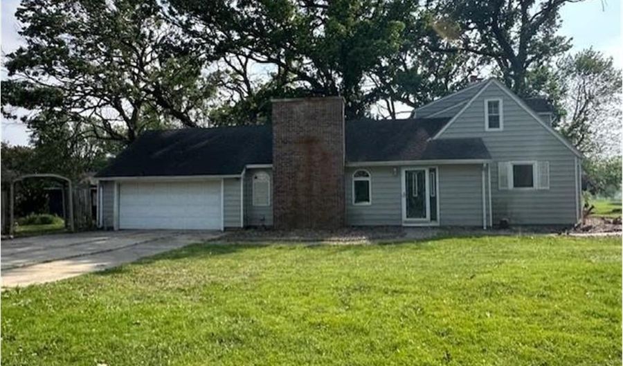 700 Oakland Pl NE, Austin, MN 55912 - 3 Beds, 2 Bath