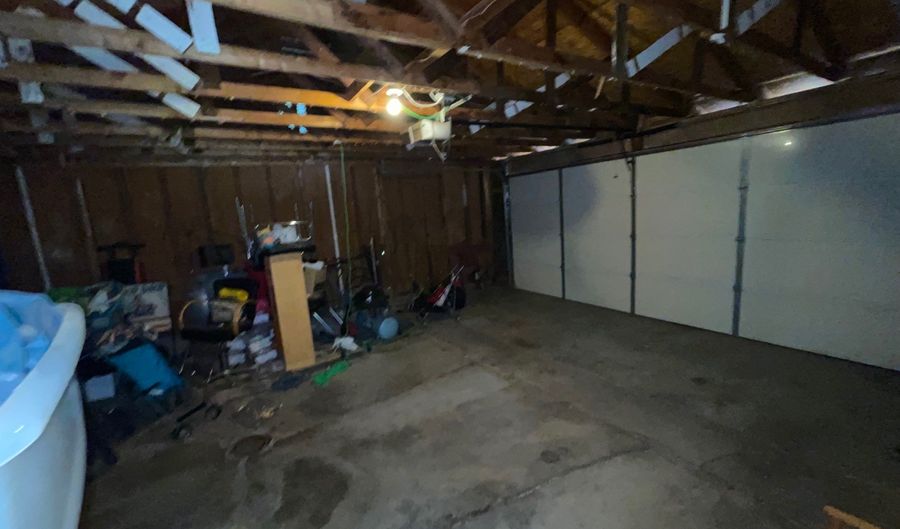 602 E Seneca Ave, McAlester, OK 74501 - 4 Beds, 2 Bath
