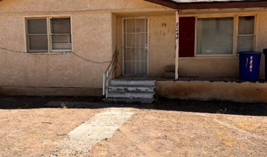 20495 Langley, Apple Valley, CA 92307 - 2 Beds, 1 Bath