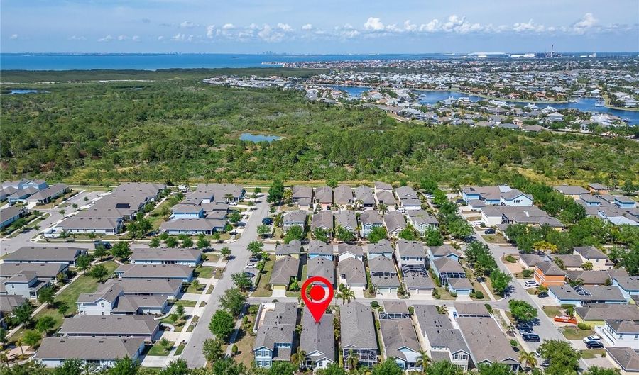 606 WINTERSIDE Dr, Apollo Beach, FL 33572 - 3 Beds, 2 Bath