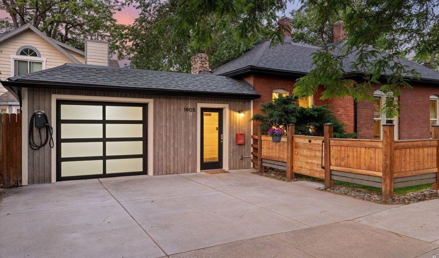 1905 Arapahoe Ave, Boulder, CO 80302 - 2 Beds, 1 Bath