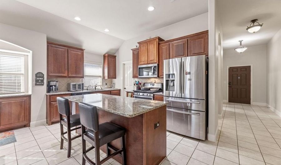 312 Salisbury Dr, Anna, TX 75409 - 4 Beds, 2 Bath