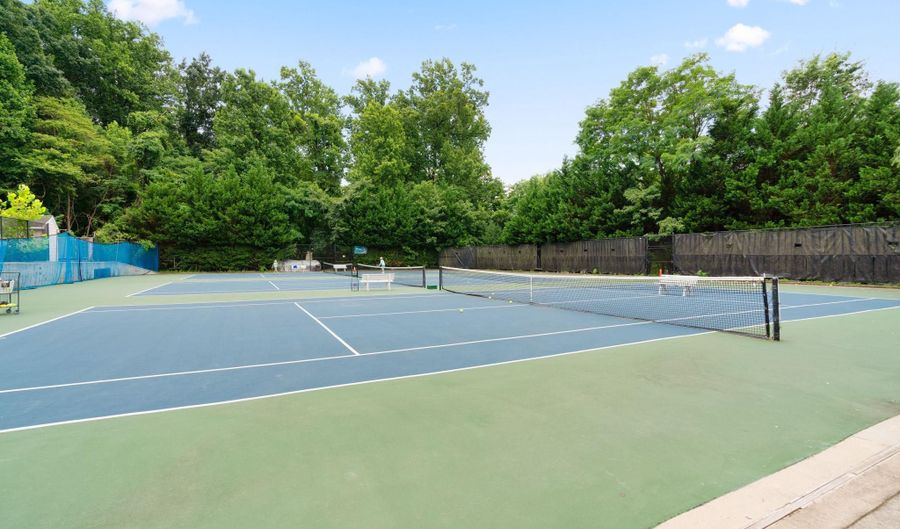 8544 BRICKYARD, Potomac, MD 20854 - 5 Beds, 4 Bath