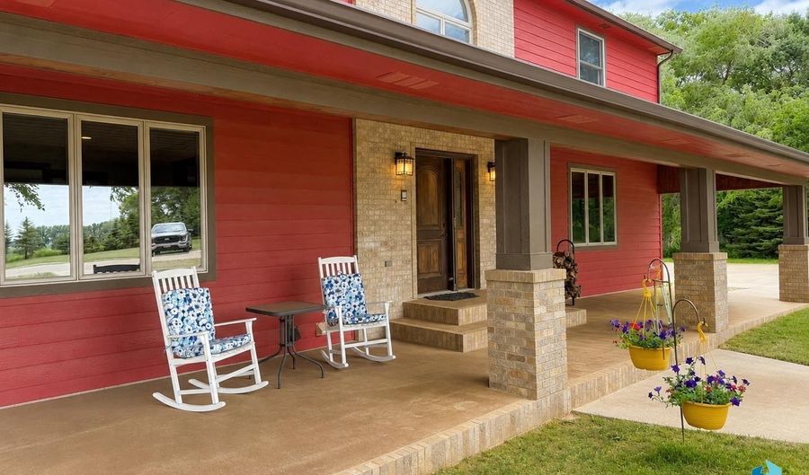 48190 265th St, Brandon, SD 57005 - 7 Beds, 5 Bath