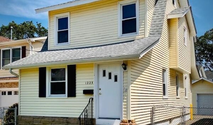 1223 Briarwood Rd, Belmar, NJ 07719 - 3 Beds, 2 Bath