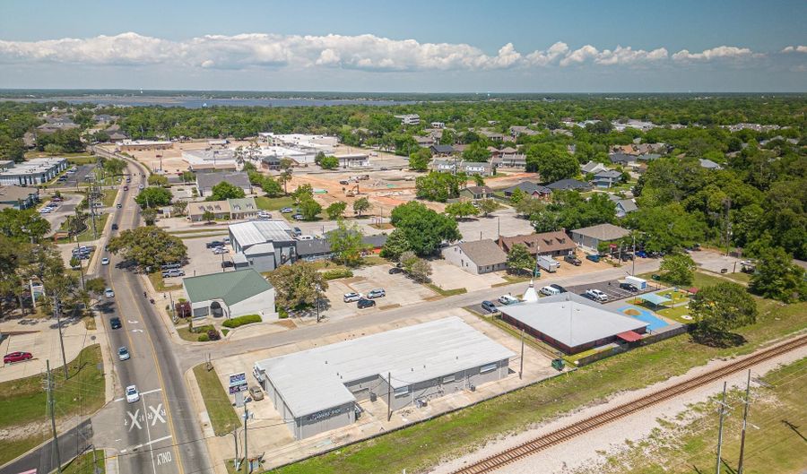 2643 Executive Pl, Biloxi, MS 39531 - 0 Beds, 1 Bath