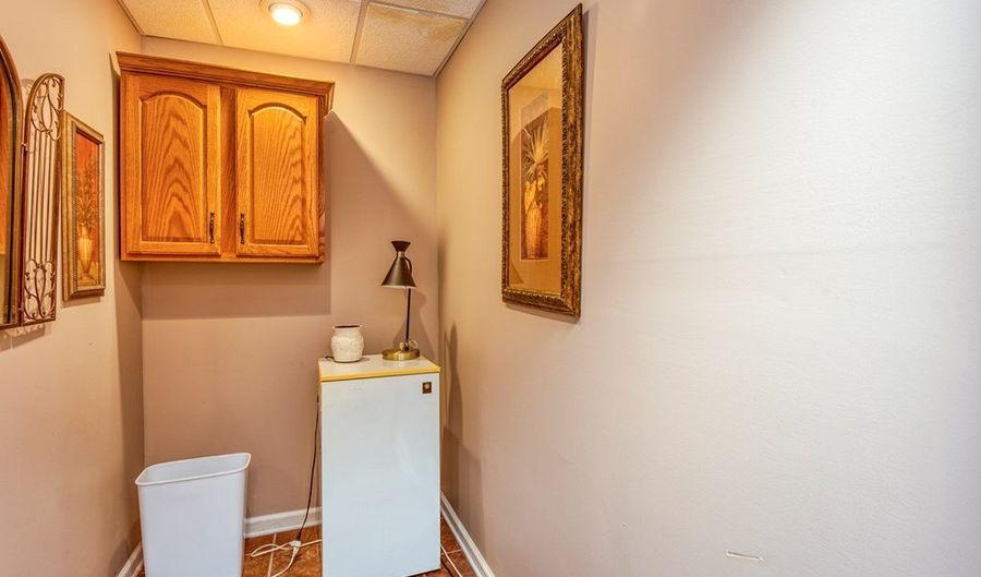 19175 Sterling Dr, Abingdon, VA 24211 - 5 Beds, 4 Bath