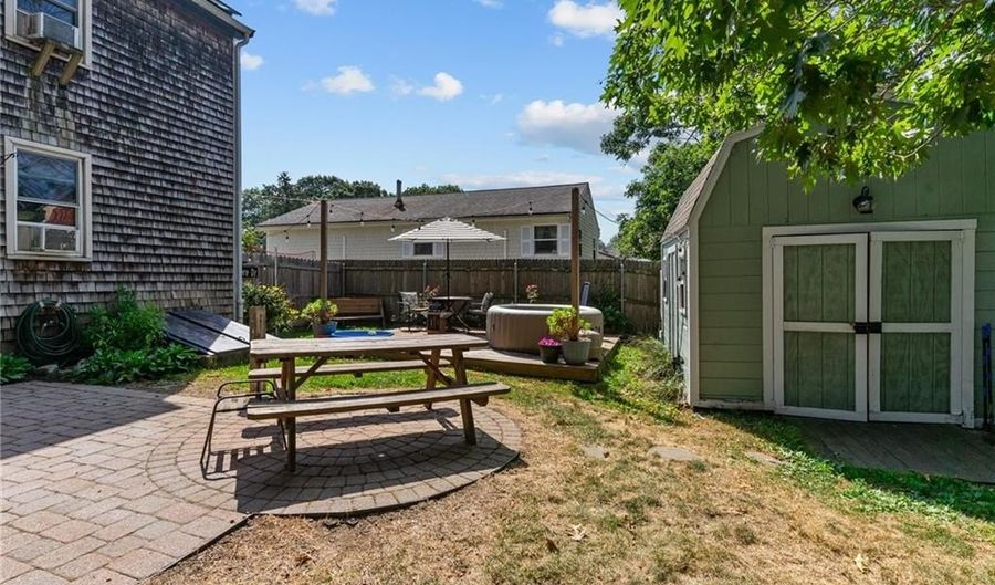 59 Belvedere Dr, Bristol, RI 02809 - 4 Beds, 2 Bath