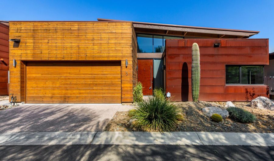 6525 E CAVE CREEK Rd 3, Cave Creek, AZ 85331 - 2 Beds, 3 Bath