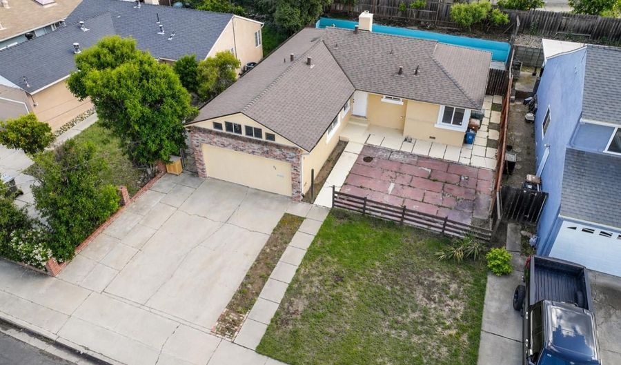 52 E Madill St, Antioch, CA 94509 - 3 Beds, 1 Bath