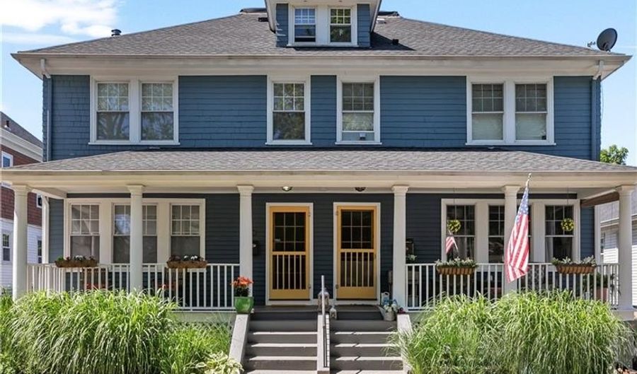 32 Thurston Ave A, Newport, RI 02840 - 3 Beds, 2 Bath