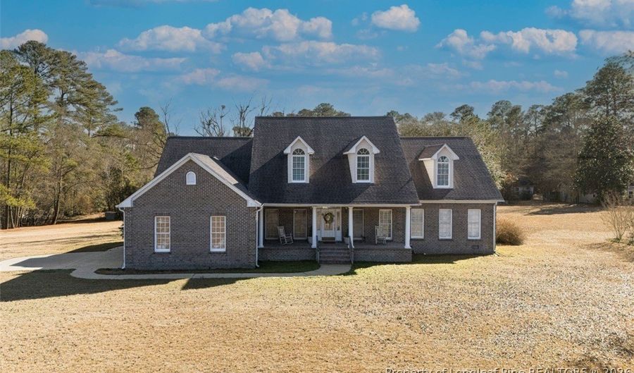 851 Jordan Rd, Autryville, NC 28318 - 4 Beds, 4 Bath