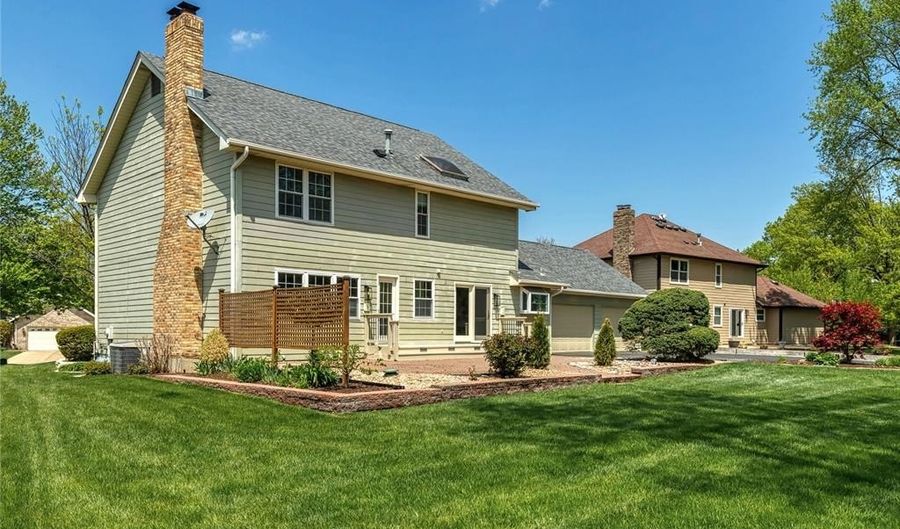 172 Log Hill Ln, Ballwin, MO 63011 - 3 Beds, 3 Bath
