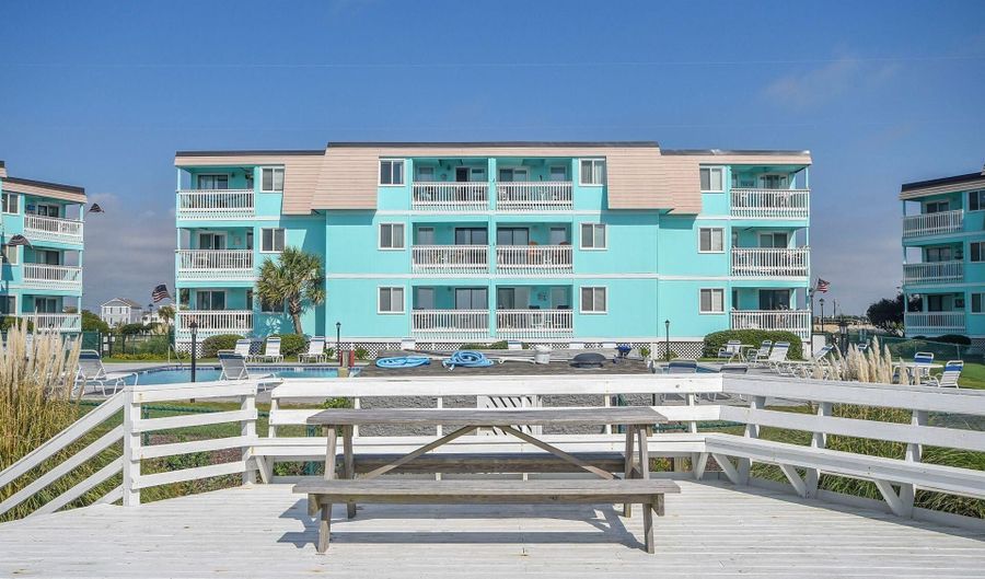 301 E Commerce Way Rd 329, Atlantic Beach, NC 28512 - 2 Beds, 2 Bath
