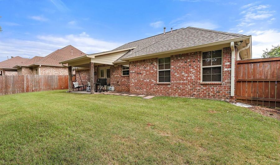 246 Greenfield Ridge Dr, Brandon, MS 39042 - 3 Beds, 2 Bath