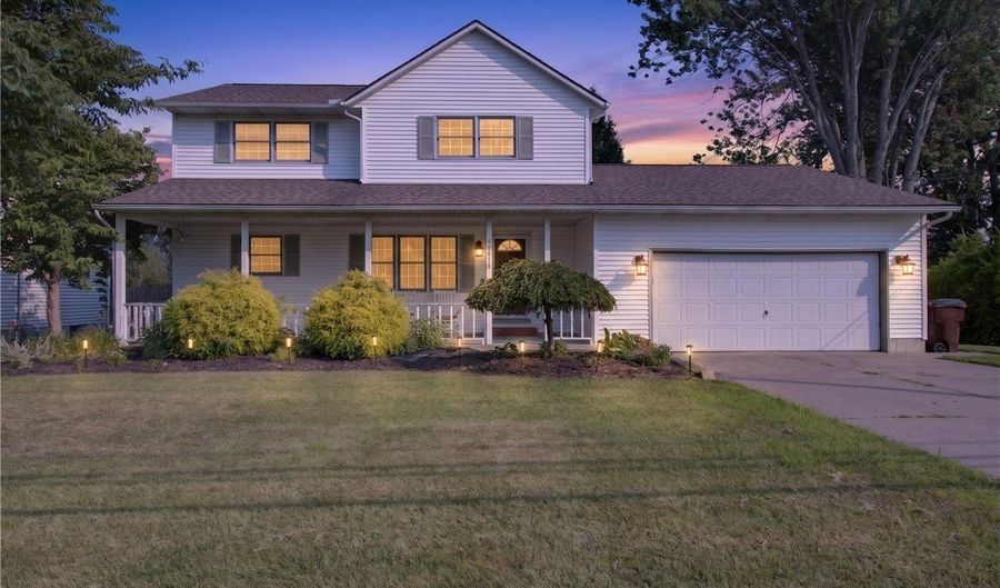 45319 Old Middle Ridge Rd, Amherst, OH 44001 - 4 Beds, 3 Bath