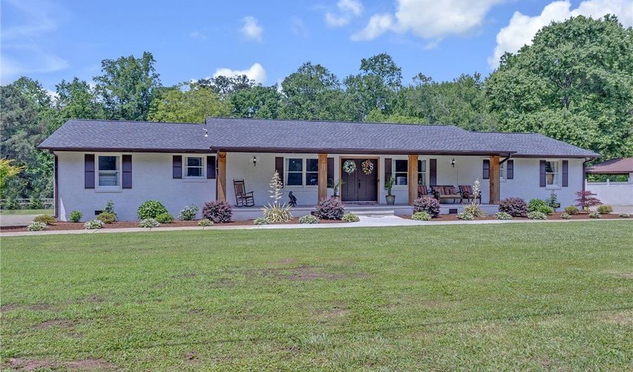 203 Rock Springs Rd, Belton, SC 29627 - 3 Beds, 2 Bath