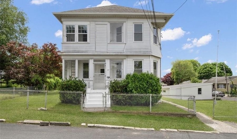 87 Lyman Ave, North Providence, RI 02911 - 4 Beds, 2 Bath