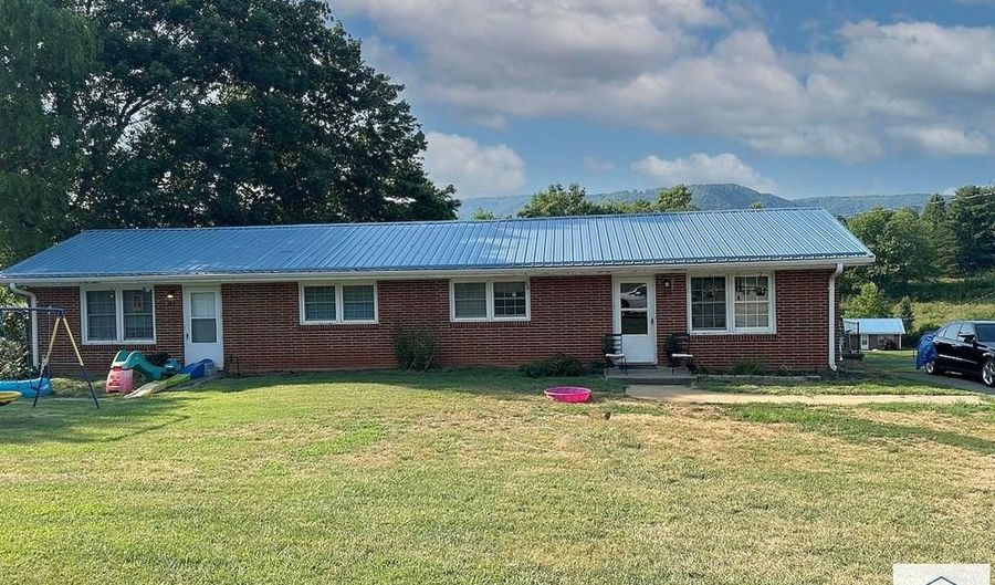 81-302 Duplex Ln, Ararat, VA 24053 - 0 Beds, 0 Bath