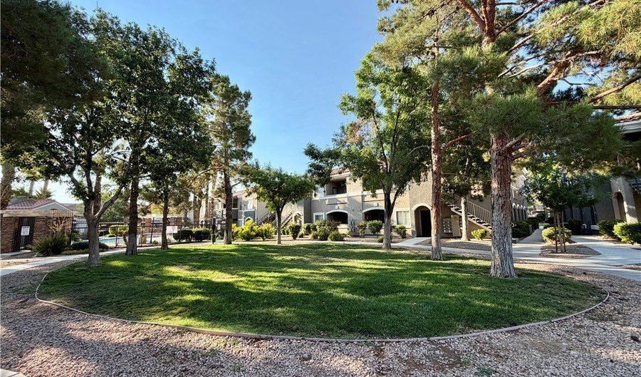10245 S MARYLAND PW Pkwy 136, Las Vegas, NV 89123 - 2 Beds, 2 Bath