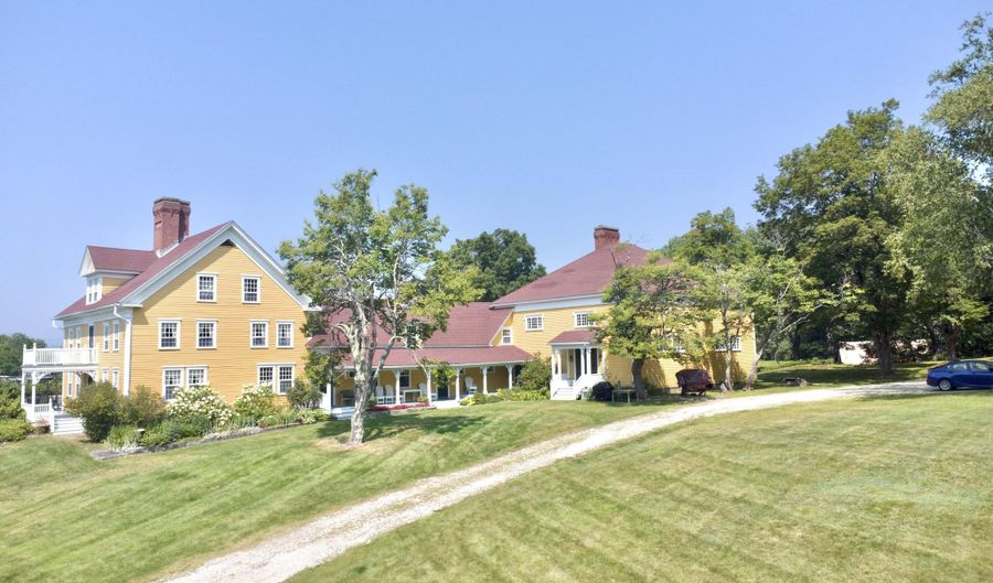 10 S Arm Rd, Andover, ME 04226 - 20 Beds, 7 Bath