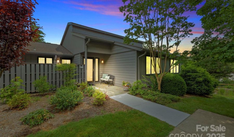 700 Crowfields Ln, Asheville, NC 28803 - 4 Beds, 3 Bath