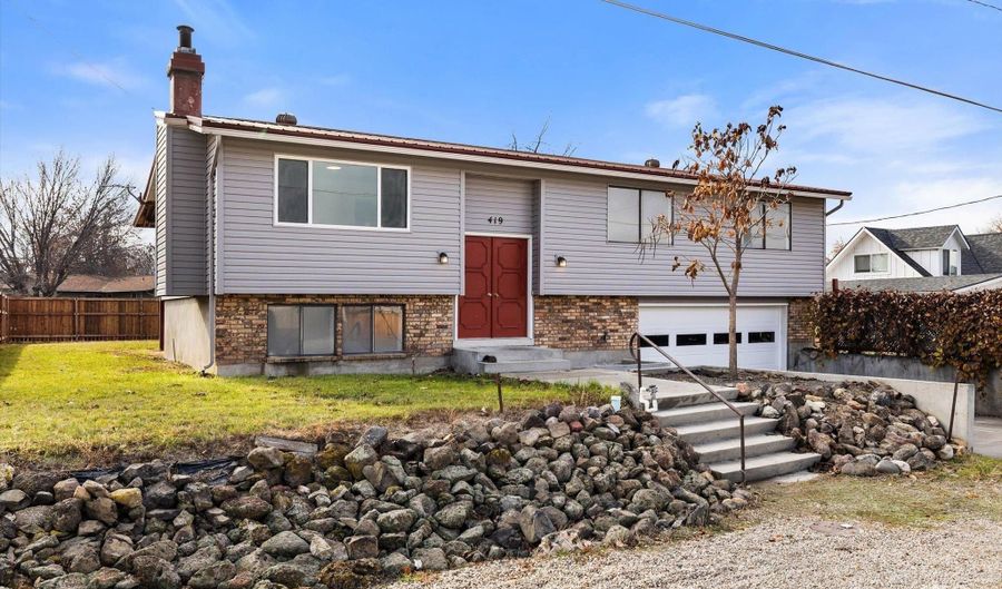 419 W Logan St, Caldwell, ID 83605 - 4 Beds, 2 Bath