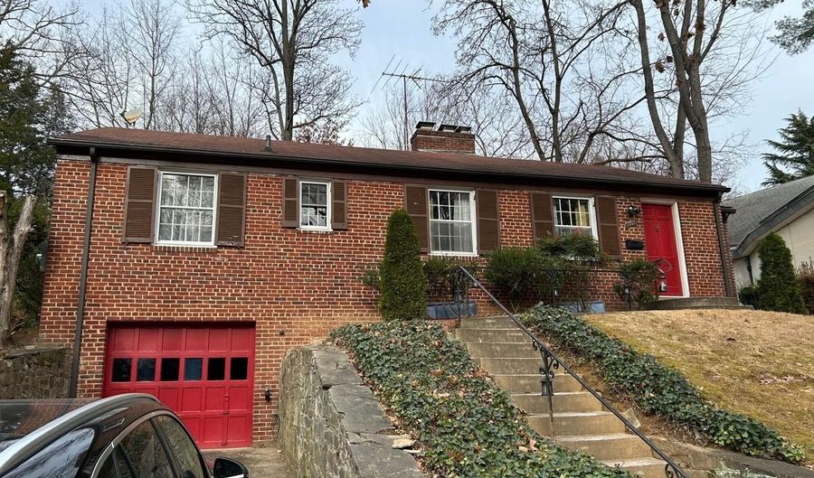 5507 CHESTERBROOK Rd, Bethesda, MD 20816 - 4 Beds, 2 Bath