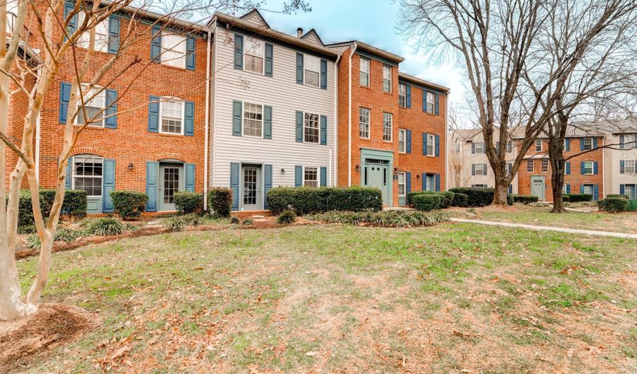 618 NEWBRIDGE Ct 3-618, Arnold, MD 21012 - 2 Beds, 2 Bath