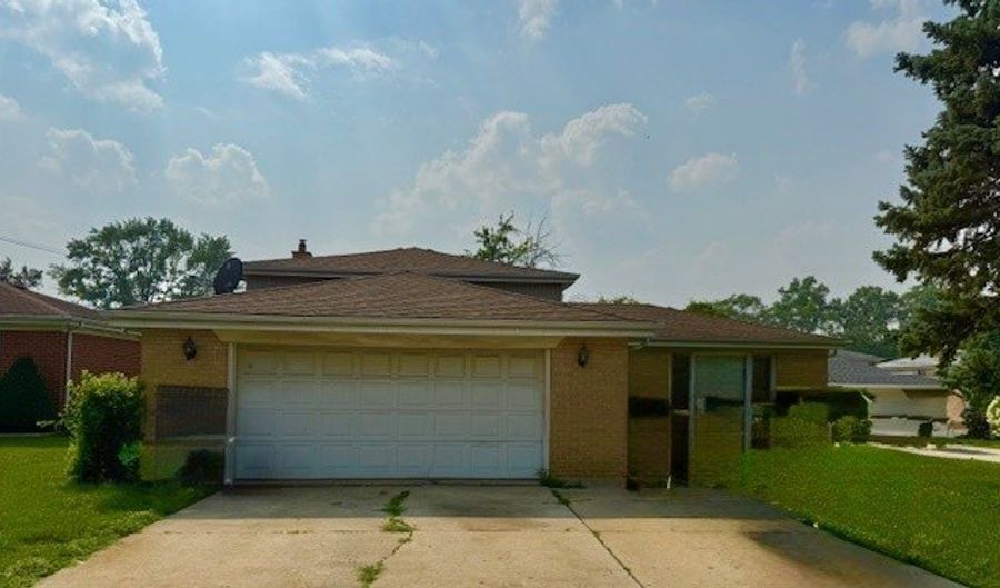 966 S Iowa Ave, Addison, IL 60101 - 3 Beds, 2 Bath