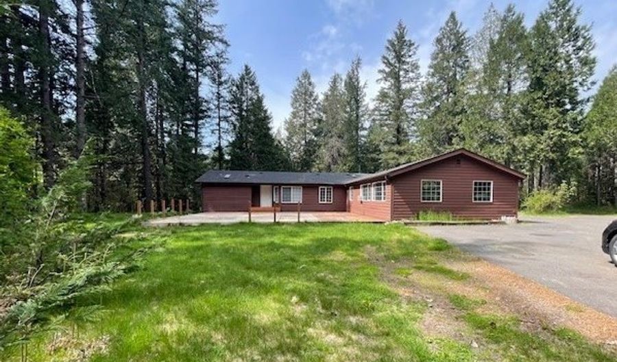 54785 McKenzie River Dr, Blue River, OR 97413 - 4 Beds, 2 Bath