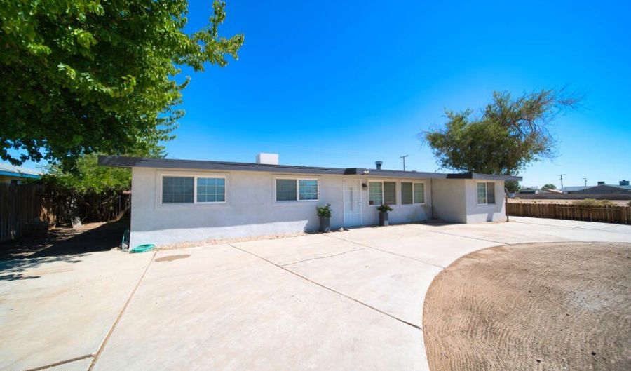 8537 Tamarack Ave, California City, CA 93505 - 3 Beds, 2 Bath