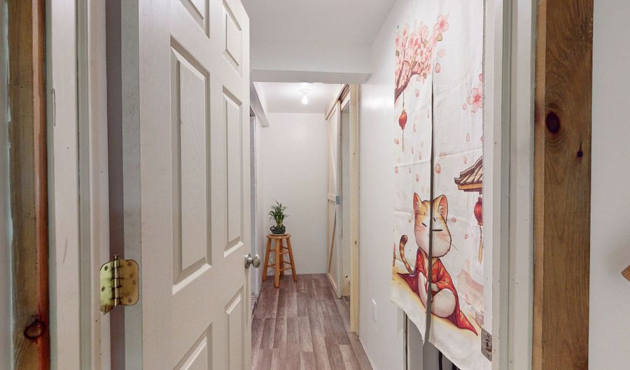 24 Hillside Cir, Brookfield, CT 06804 - 3 Beds, 1 Bath