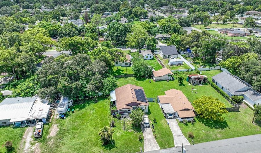840 NEUSE Ave, Orlando, FL 32804 - 3 Beds, 2 Bath