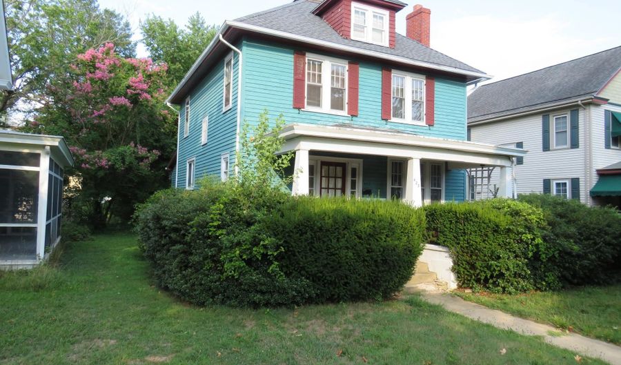 423 N BRADFORD St, Dover, DE 19904 - 3 Beds, 3 Bath