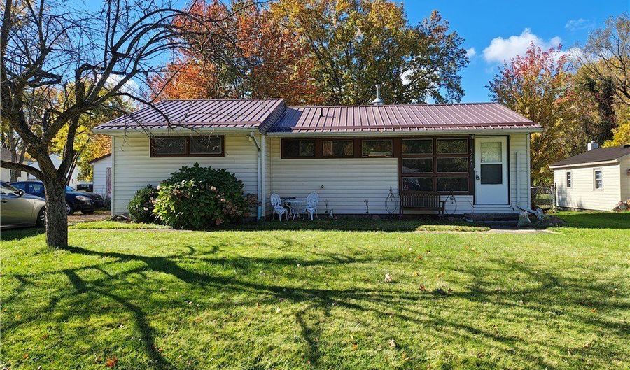 5923 Ogden Ave, Ashtabula, OH 44004 - 2 Beds, 1 Bath