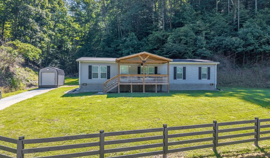 3750 Hunting Creek Rd, Bays, KY 41310 - 3 Beds, 2 Bath