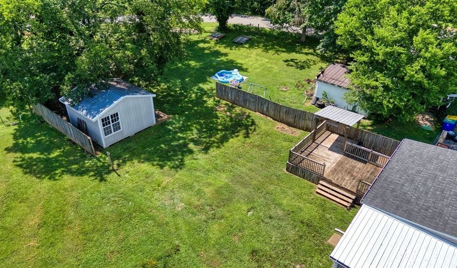 203 Wilson Ave, Auburn, KY 42206 - 3 Beds, 1 Bath