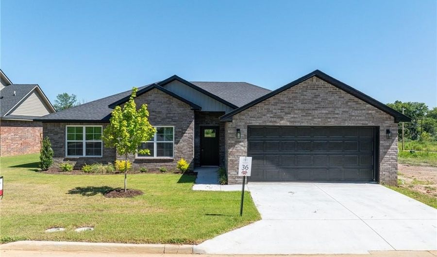 1020 Hunter Dr, Barling, AR 72923 - 3 Beds, 2 Bath