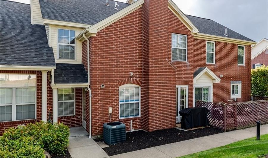 626 Smithfield Rd 1105, North Providence, RI 02904 - 2 Beds, 2 Bath